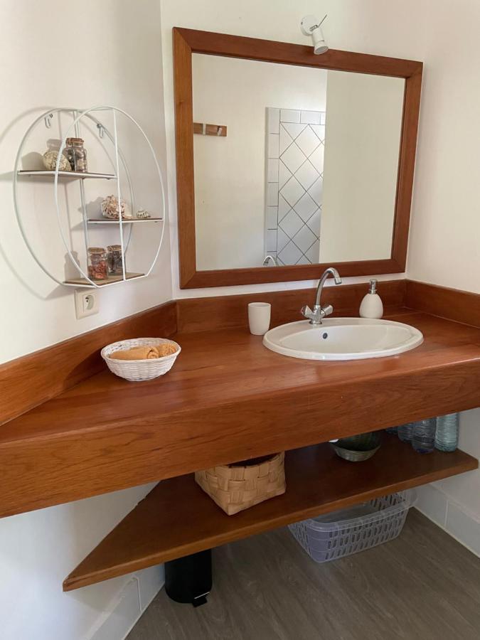 Apartament Pitaya - T3 Cosy En Duplex Avec Cuve Saint-Francois  Zewnętrze zdjęcie